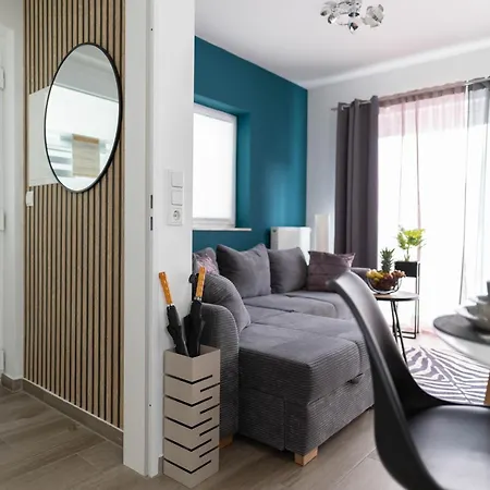 Cabana - Maisonette Apartments - Parkplatz - Wifi Kostenlos - Naehe Klinikum Oldenburg Zimmer foto