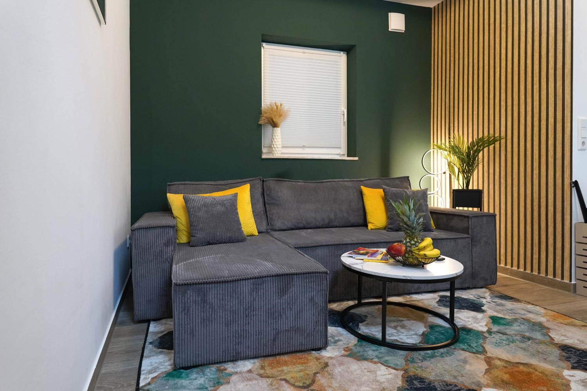 Apartment Cabana - Maisonette Apartments - Parkplatz - Wifi Kostenlos - Naehe Klinikum Oldenburg