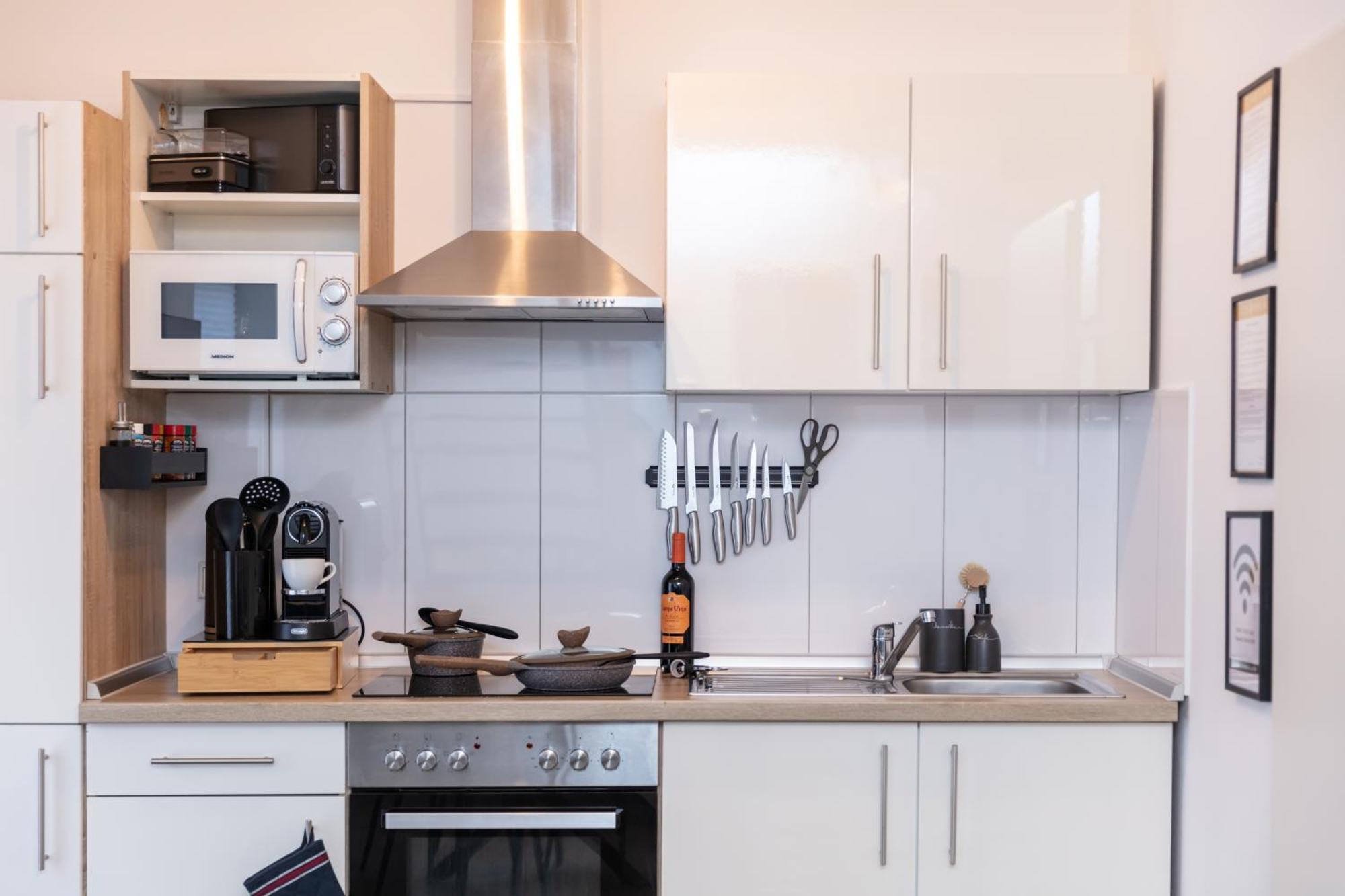 Apartment Cabana - Maisonette Apartments - Parkplatz - Wifi Kostenlos - Naehe Klinikum *