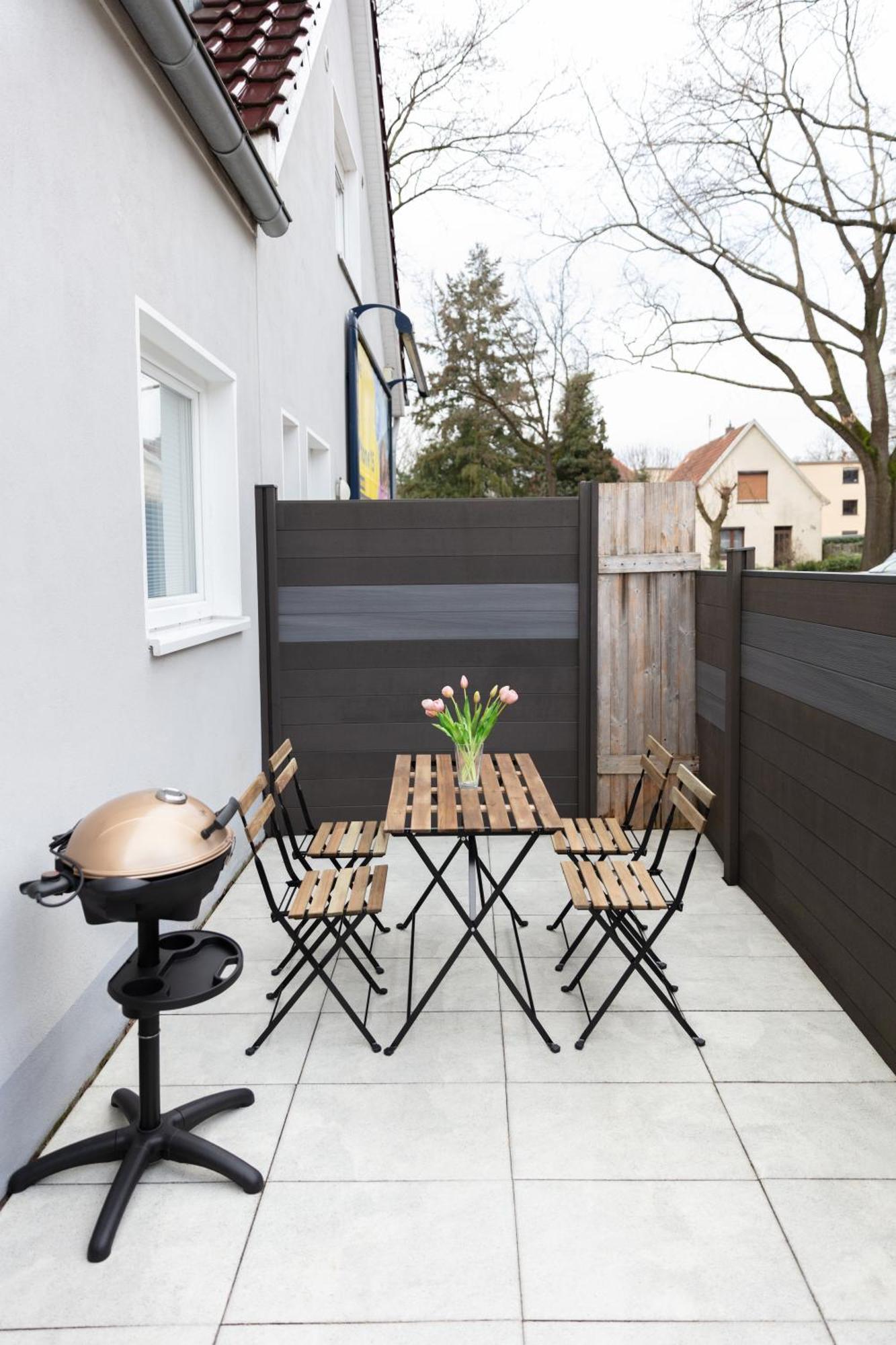 Cabana - Maisonette Apartments - Parkplatz - Wifi Kostenlos - Naehe Klinikum Apartment *