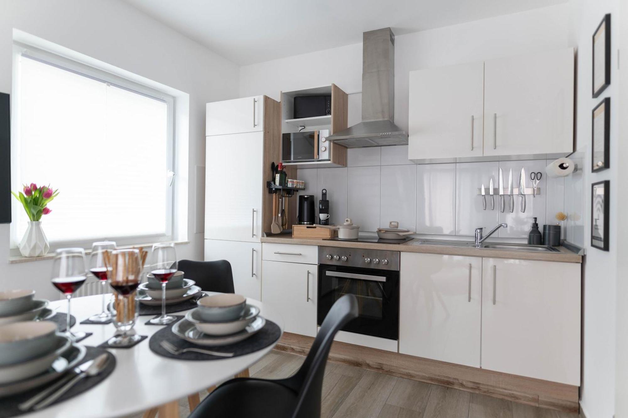 Cabana - Maisonette Apartments - Parkplatz - Wifi Kostenlos - Naehe Klinikum * Oldenburg