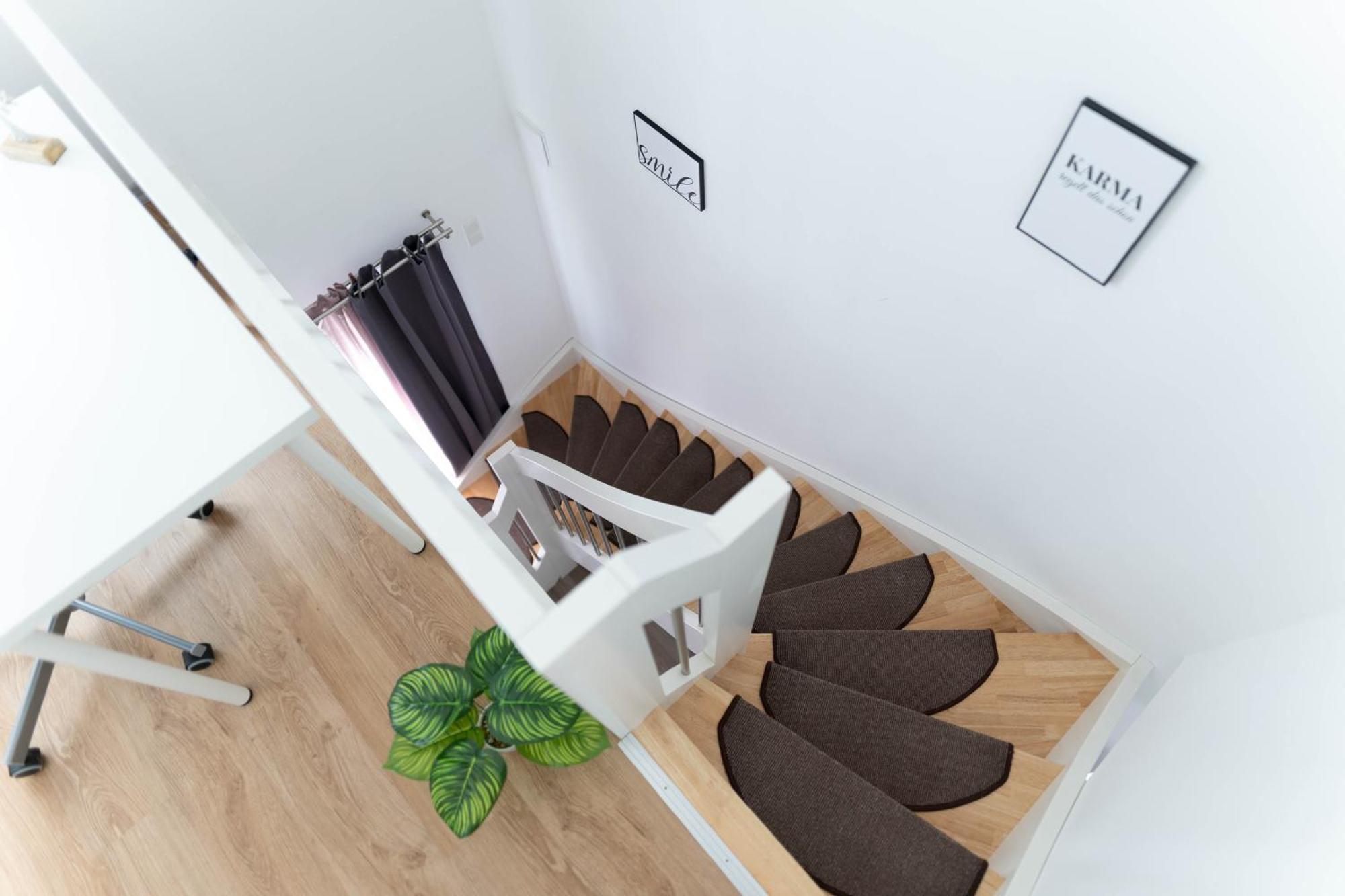 Cabana - Maisonette Apartments - Parkplatz - Wifi Kostenlos - Naehe Klinikum Apartment Oldenburg