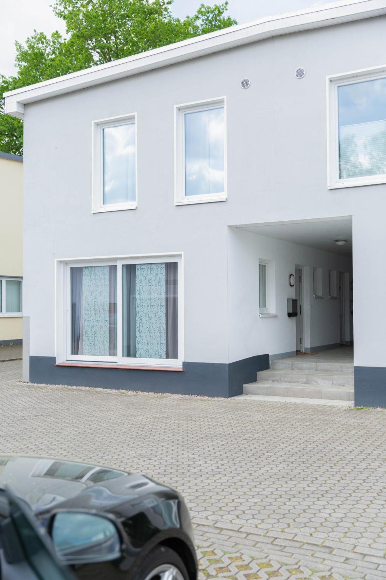 Cabana - Maisonette Apartments - Parkplatz - Wifi Kostenlos - Naehe Klinikum * Oldenburg
