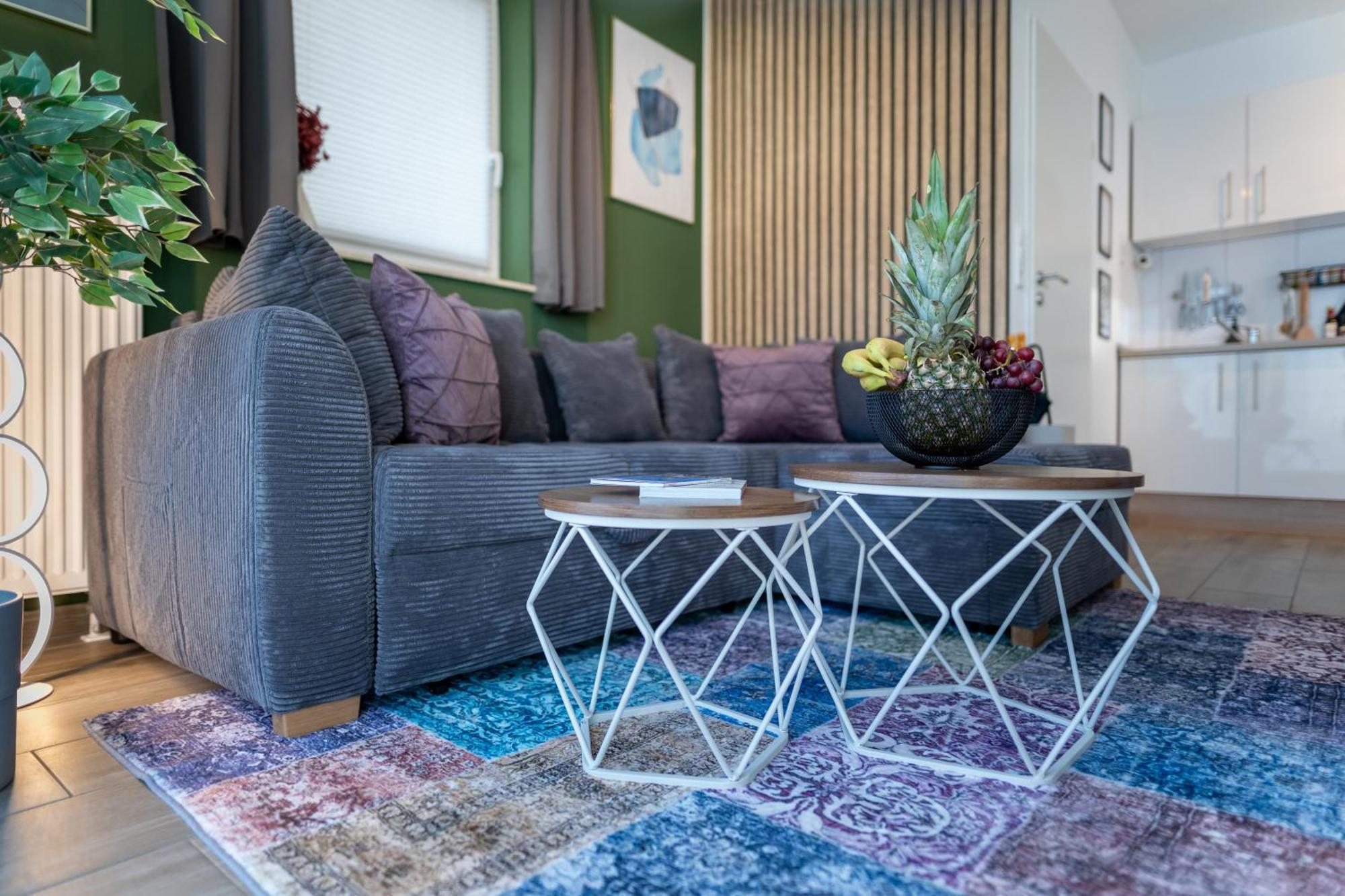 Apartment Cabana - Maisonette Apartments - Parkplatz - Wifi Kostenlos - Naehe Klinikum Oldenburg