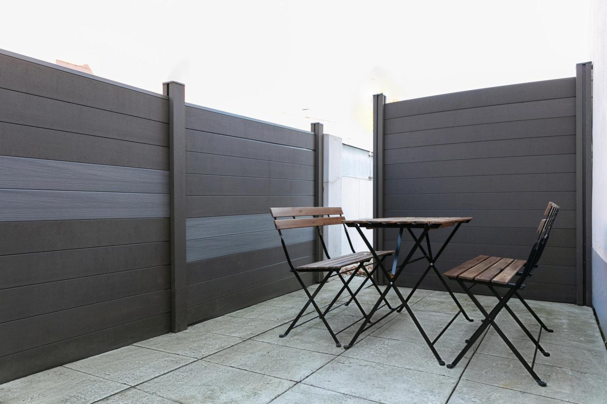 Cabana - Maisonette Apartments - Parkplatz - Wifi Kostenlos - Naehe Klinikum Oldenburg